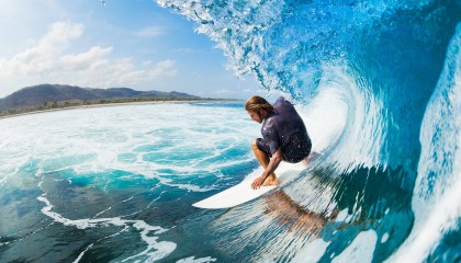 开云体育入口-欧冠决赛焦点战，开拓者强势拿下上海队，全球化浪潮下的篮球新纪元