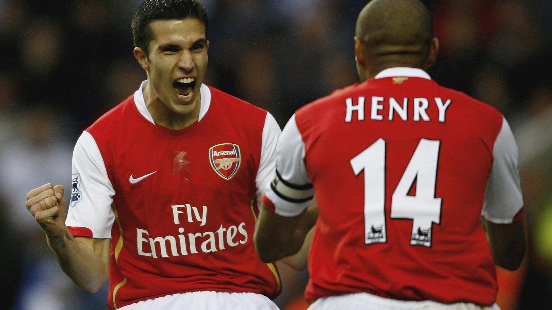 当马赛的铁蹄踏碎尼日利亚,戈麦斯在F1的弯道接管了世界